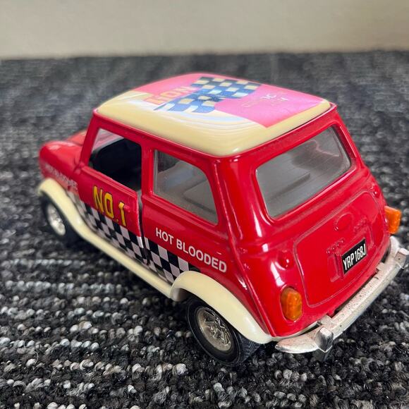 Mini Cooper Race Car Hot Blooded SS 5703 1/24 Diecast Opening Doors - Picture 12 of 13